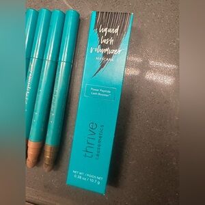 NEW -Thrive Brynn Rich Black Mascara